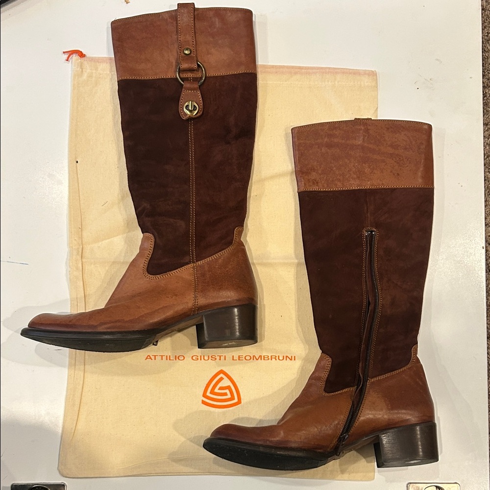Attilio Giusti Leombruni Two-Tone Leather Boots - size 8